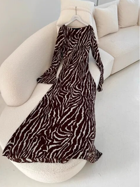 Aïsha™  Zebra print Maxi Jurk - Voeg een vleugje flair toe aan jouw garderobe! 🤎